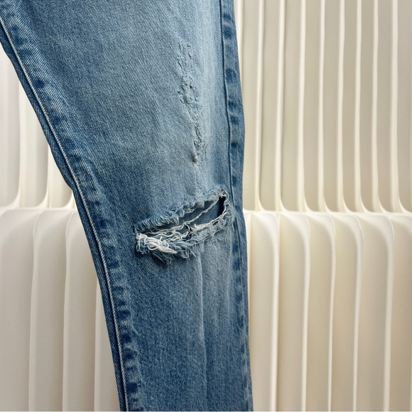 FRAME Le Slouch Women’s Light Blue Straight Jeans with Distressed Details - Picture 6 of 15